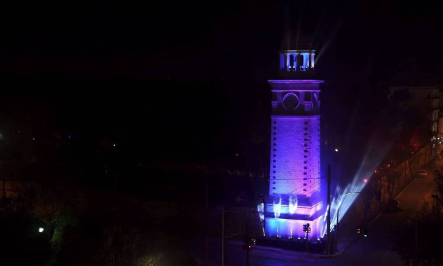 Χανιά: Με απίστευτο lighting-show και Prodigy αποχαιρέτησαν το 2020 (video)