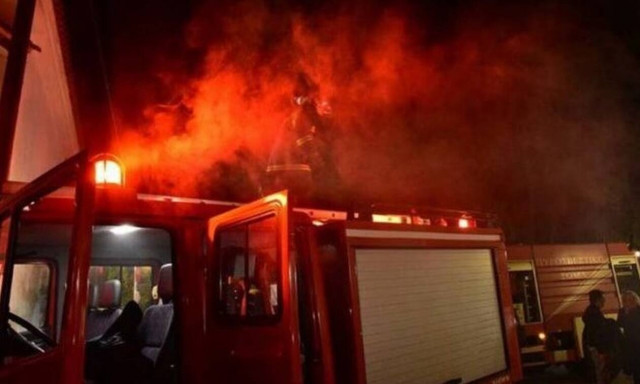 Βόλος: Ηλικιωμένη προσπάθησε να ανάψει την ξυλόσομπα και άρπαξε φωτιά