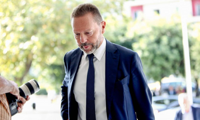 Υπόθεση Παπαγγελόπουλου: Στον Άρειο Πάγο ο Γιάννης Στουρνάρας