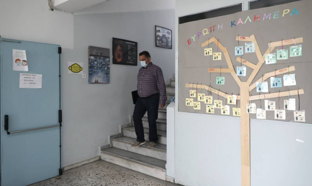 Άνοιγμα σχολείων: Να γίνει σταδιακά για να μην έχουμε ντόμινο κρουσμάτων λέει η Λινού