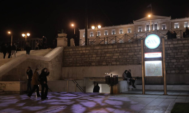 Κορονοϊός: Εφιαλτική πρόβλεψη για την Ελλάδα τον Ιανουάριο