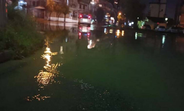 Κακοκαιριά: Μεγάλες καταστροφές στο Μενίδι - Πλημμύρισαν δρόμοι  