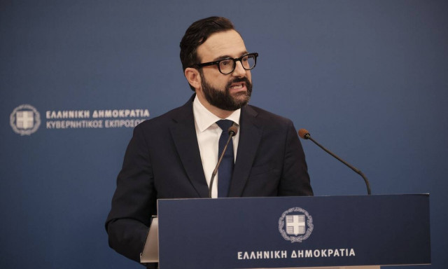 Ταραντίλης:Λυπάμαι που η πρώτη μου ανακοίνωση ως κυβερνητικού εκπροσώπου αφορά ανάρτηση του κ.Τσίπρα