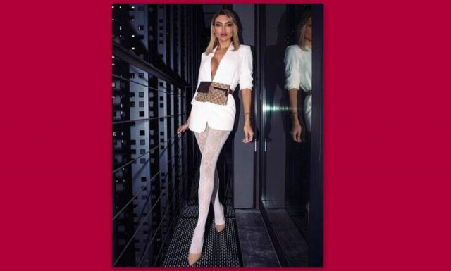 Παναγιώταρου: Γιόρτασε τα πρώτα της γενέθλια ως single με τούρτα - υπερπαραγωγή! 