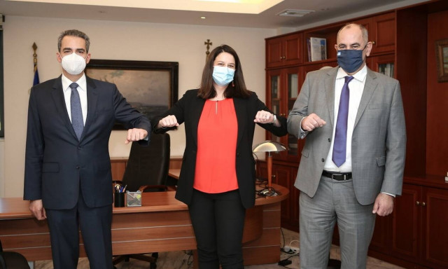 Ανασχηματισμός 2021: Παράδοση - παραλαβή καθηκόντων στο υπουργείο Παιδείας