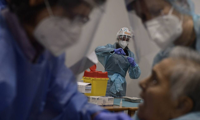 Κορονοϊός: Σκληρότερα μέτρα επιβάλλουν περιφέρειες της Ισπανίας - Τα κρούσματα ξεπέρασαν τα 2 εκατ.