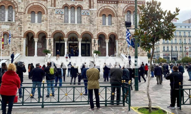 Καπραβέλος μετά τα Θεοφάνεια: «Έχουμε τρίτο κύμα μπροστά και θα θρηνήσουμε πολλά θύματα»