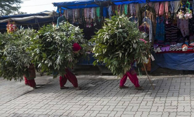 Ινδία: Πήγαν με... πτώμα εργάτη σε τράπεζα για να «σηκώσουν» χρήματα