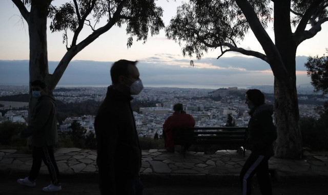 Κορονοϊός: Οι ασυμπτωματικοί ασθενείς ευθύνονται για πάνω από τα μισά κρούσματα