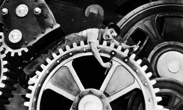 Αυτοί είναι οι ωραιότεροι άντρες του ελληνικού κινηματογράφου - Έκαναν ουρές για να τους δουν