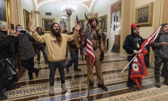 Εισβολή στο Καπιτώλιο: Εκλάπη φορητός υπολογιστής από το γραφείο της Πελόζι 