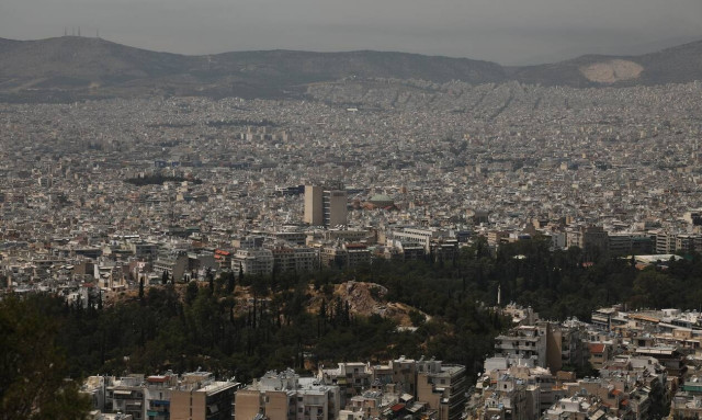 Καιρός αύριο: Βροχές, ισχυροί άνεμοι και αφρικανική σκόνη - Πού θα είναι έντονα τα φαινόμενα