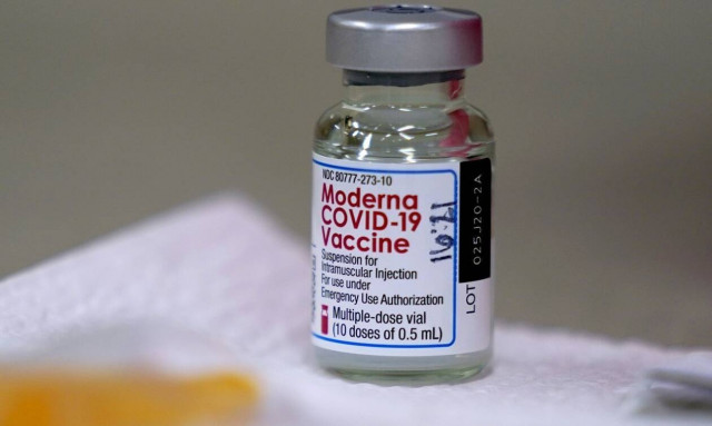 Εμβόλιο Moderna: Εγκρίθηκε στη Βρετανία - Πότε θα είναι διαθέσιμες οι πρώτες δόσεις