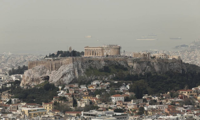 Καιρός: Υψηλές για την εποχή θερμοκρασίες σε όλη τη χώρα - Πού θα φτάσει ο υδράργυρος την Κυριακή