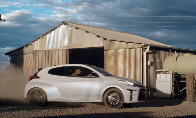 Αυτή είναι η απαγορευμένη διαφήμιση του Toyota GR Yaris στην Αυστραλία (vid)