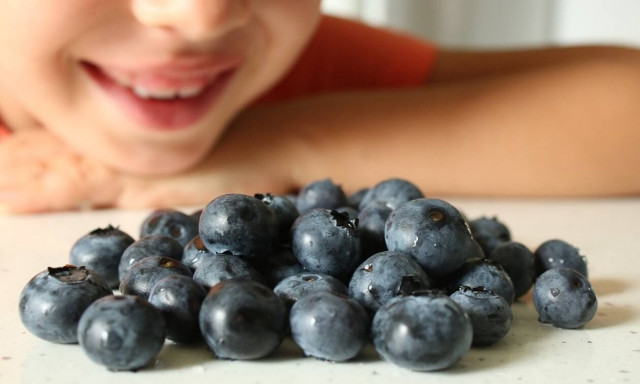 Έξι τροφές που ενισχύουν το ανοσοποιητικό των παιδιών τον χειμώνα