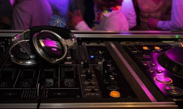 Κορονοϊός Κρήτη: Έκανε πάρτι στο σπίτι του παρά το lockdown - Πρόστιμο 3.000 ευρώ