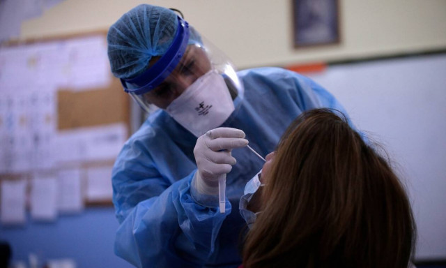 Κορονοϊός Θεσσαλονίκη: Τι έδειξαν τα rapid test που πραγματοποίησε ο Δήμος σε εκπαιδευτικούς