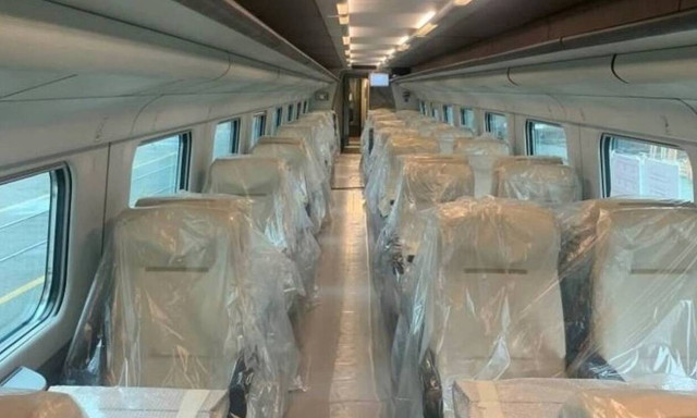 First White Arrow to arrive in Thessaloniki on Jan 18	