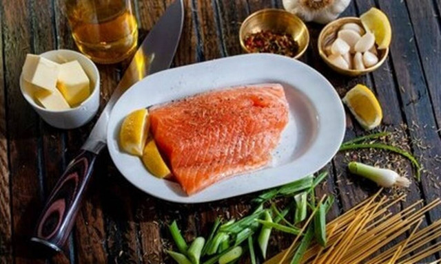 Ω-3 λιπαρά οξέα: Πώς ενισχύουν τον οργανισμό μας και πού θα τα βρούμε σε επαρκείς ποσότητες