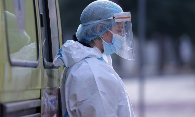 Διαμαρτυρία φαρμακοποιών: Προσβλητικός ο αποκλεισμός μας από τους εμβολιασμούς