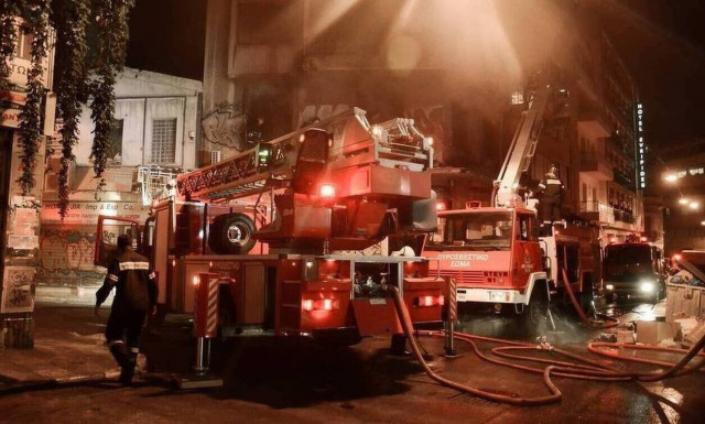 Φωτιά: Στις φλόγες διαμέρισμα στο Ηράκλειο Αττικής