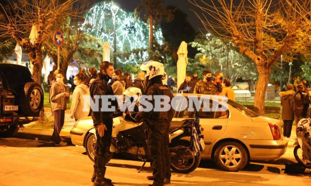 Μακελειό με έναν νεκρό στη Νέα Σμύρνη - Οι πρώτες εικόνες από το σημείο