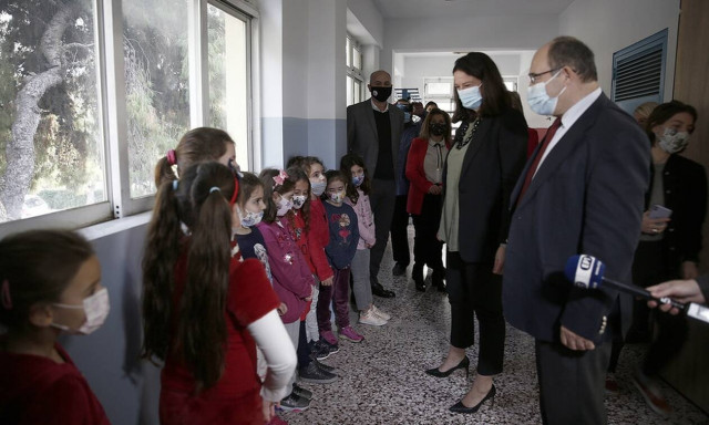 Κεραμέως για άνοιγμα σχολείων: Πάμε βήμα-βήμα ακολουθώντας τις οδηγίες των ειδικών