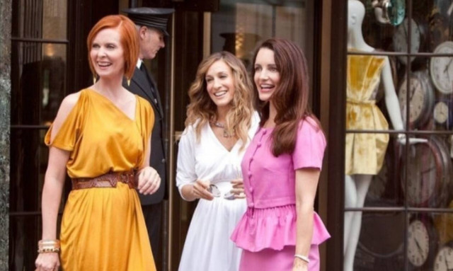 Sex and the City: Οι γυναίκες που άφησαν εποχή επιστρέφουν σε νέα σειρά (vid)
