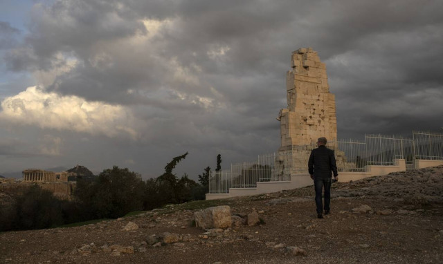 Lockdown: Οι 7 «κόκκινες» περιοχές που προβληματίζουν - Κρίσιμες οι ημέρες για την Αττική