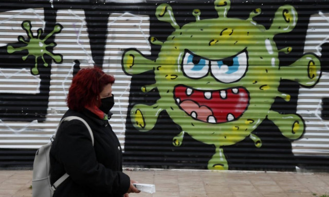 Κρούσματα σήμερα: 866 νέα, 337 στις ΜΕΘ και 27 νέοι θάνατοι την Τρίτη (12/01)