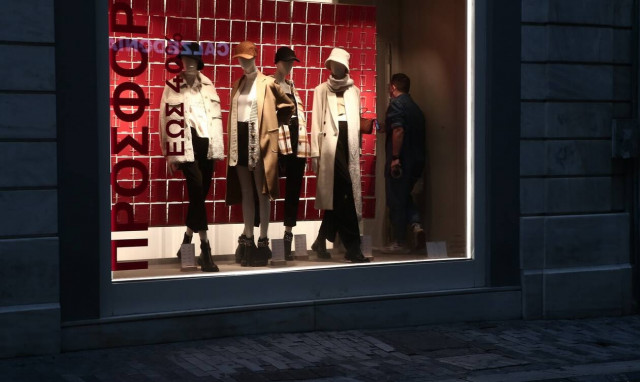 Lockdown – Καταστήματα: Οι τρεις κατηγορίες προς άνοιγμα τη Δευτέρα – Τι αποκάλυψε ο Σταμπουλίδης