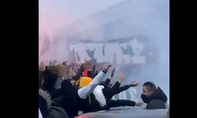 Γαλλία: Κανένα lockdown! Χαμός από τους οπαδούς της Παρί Σεν Ζερμέν (video)