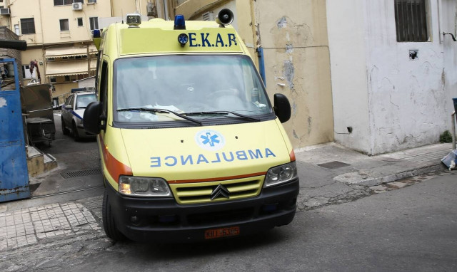 Βόλος: Κρίσιμες ώρες για 25χρονο - Έπεσε από τον 4ο όροφο πολυκατοικίας