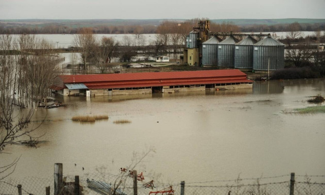 Κακοκαιρία: Πλημμυρισμένα 110.000 στρέμματα σε Έβρο και Ροδόπη