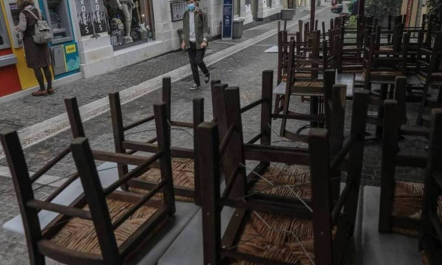 Κορονοϊος - Βατόπουλος: Αν το άνοιγμα των καταστημάτων πάει καλά, θα εξεταστεί και η εστίαση