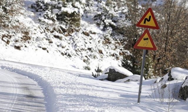 Κακοκαιρία: Δείτε LIVE πού χιονίζει τώρα σε όλη την Ελλάδα