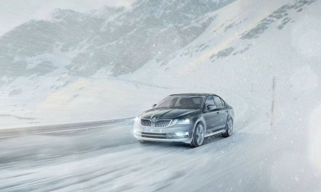 Κακοκαιρία: Τι πρέπει να κάνει κανείς για να κινηθεί χωρίς πρόβλημα