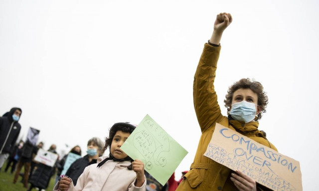 Ολλανδία: Διαδήλωση στο Αμστερνταμ κατά των περιοριστικών μέτρων	