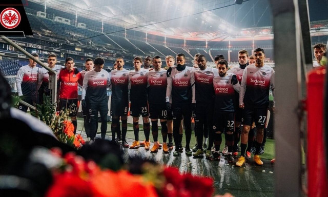 Γερμανία: Συγκλονιστικές στιγμές για τον 37χρονο οπαδό – «Έφυγε» λίγο πριν το ματς (photos)