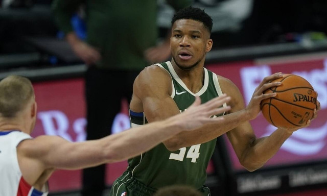 Γιάννης Αντετοκούνμπο: Αποθέωση για «Greek Freak» - «Δεν έχω ξαναδεί τέτοιο παίκτη στην ιστορία»