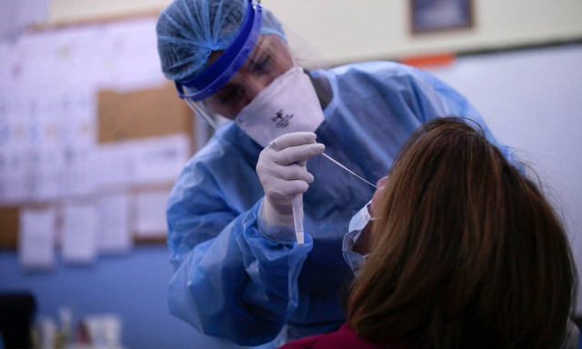 Κορονοϊός: Ήρθαν και στην Ελλάδα τα rapid test αντιγόνου με δείγμα σάλιου - Πώς γίνεται η διάγνωση	