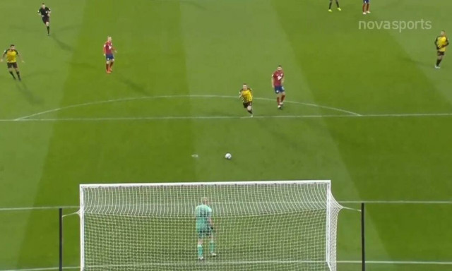 Αγγλία: Απίστευτο λάθος τερματοφύλακα! - «Γκάφα» που... κινεί υποψίες (video)