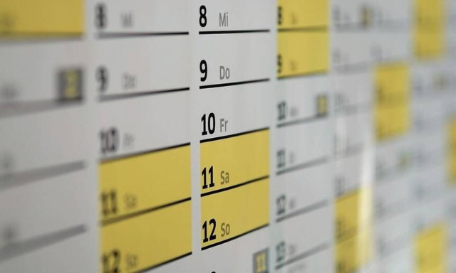 Αργίες 2021: Πότε πέφτει Καθαρά Δευτέρα, Πάσχα, Αγίου Πνεύματος - Δείτε όλα τα τριήμερα