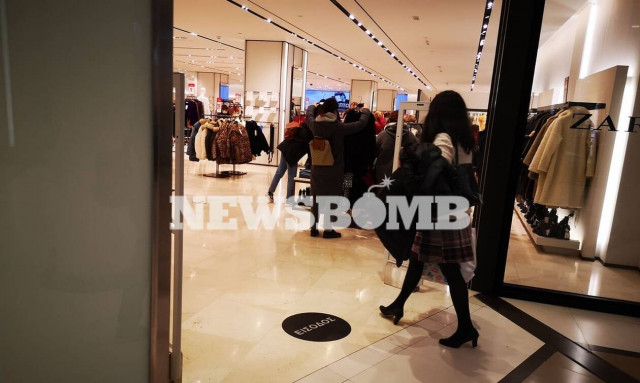 Άνοιγμα καταστημάτων - Ρεπορτάζ Newsbomb.gr: Πρεμιέρα με προσοχή, «κόφτη» στις 2 ώρες αλλά και ουρές