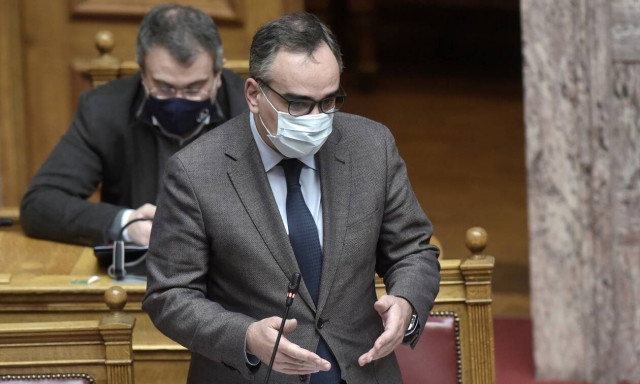 Κοντοζαμάνης: Δόθηκε η έγκριση για 6 δόσεις εμβολίου της Pfizer αντί για 5 ανα φιαλίδιο