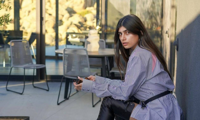 Η Μία Καλίφα δώρισε χιλιάδες δολάρια σε φιλανθρωπίες (pics)