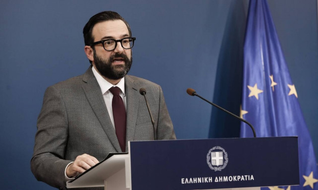 Χρήστος Ταραντίλης: Δείτε LIVE την ενημέρωση του κυβερνητικού εκπροσώπου