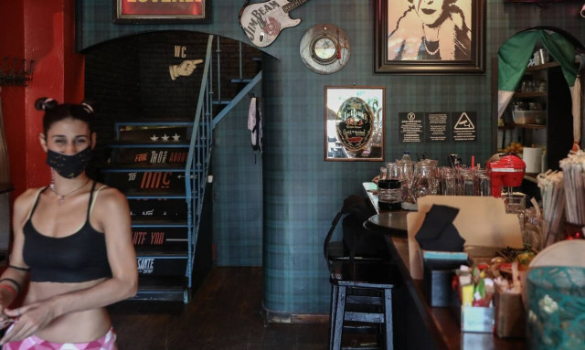 «Γρίφος» η Εστίαση: Πώς και πότε θα ανοίξει - Οι λεπτομέρειες που προβληματίζουν