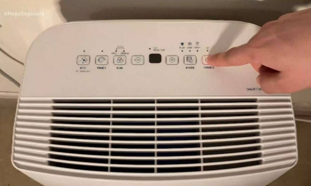 Προσοχή: Γιατί δεν πρέπει να πετάτε το νερό του αφυγραντήρα (vid)